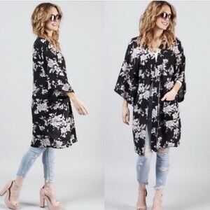 Spiritual Gangster kimono robe two front pockets floral OSFM